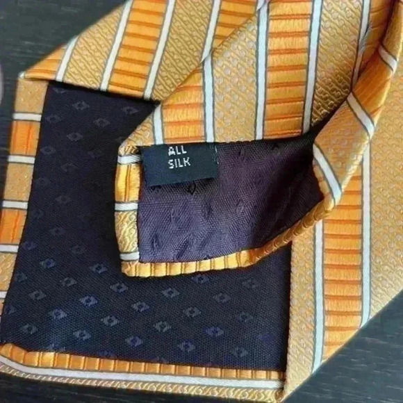 Tom‎ James Tie EUC - Picture 4 of 4